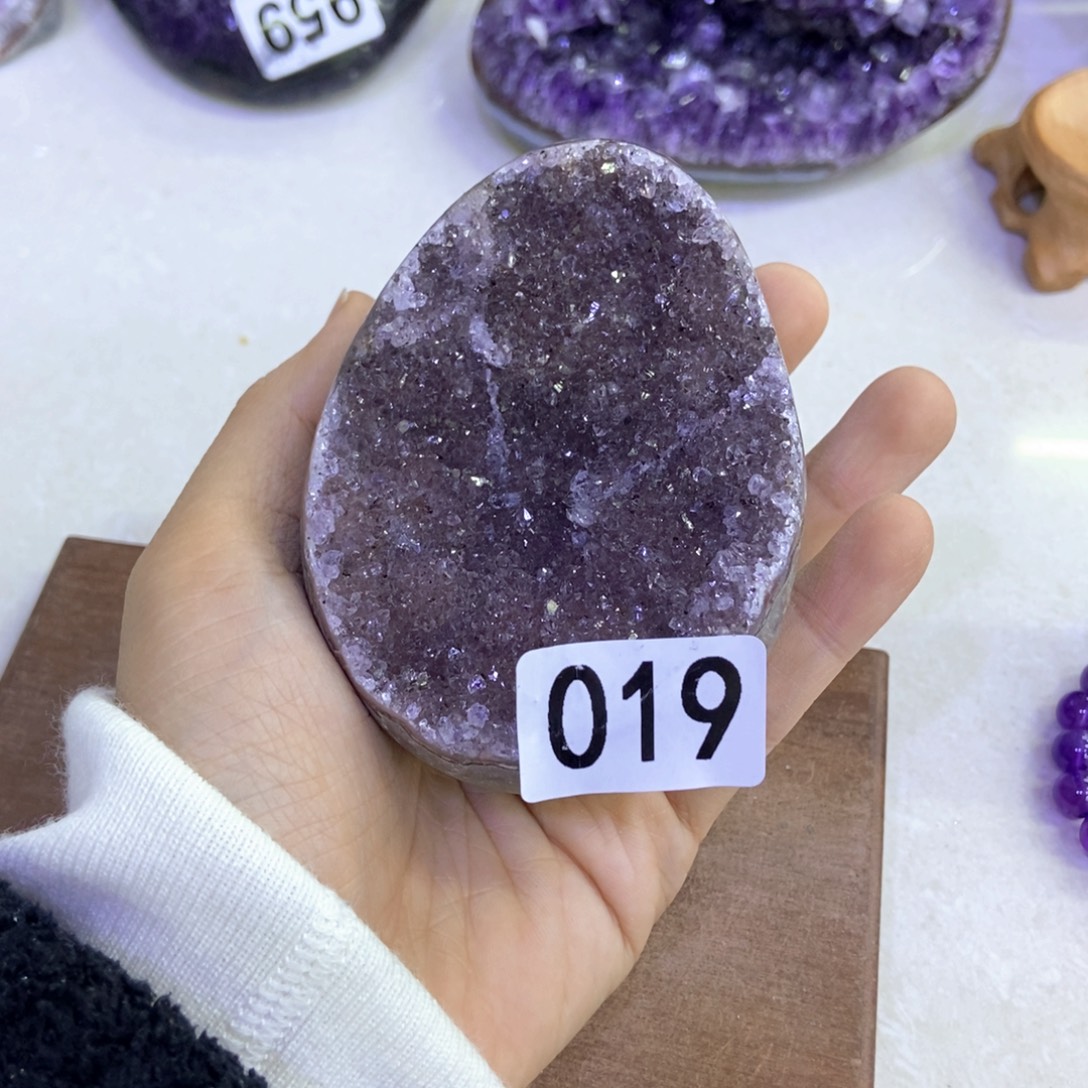 紫晶大型摆件（非配饰）未镶嵌