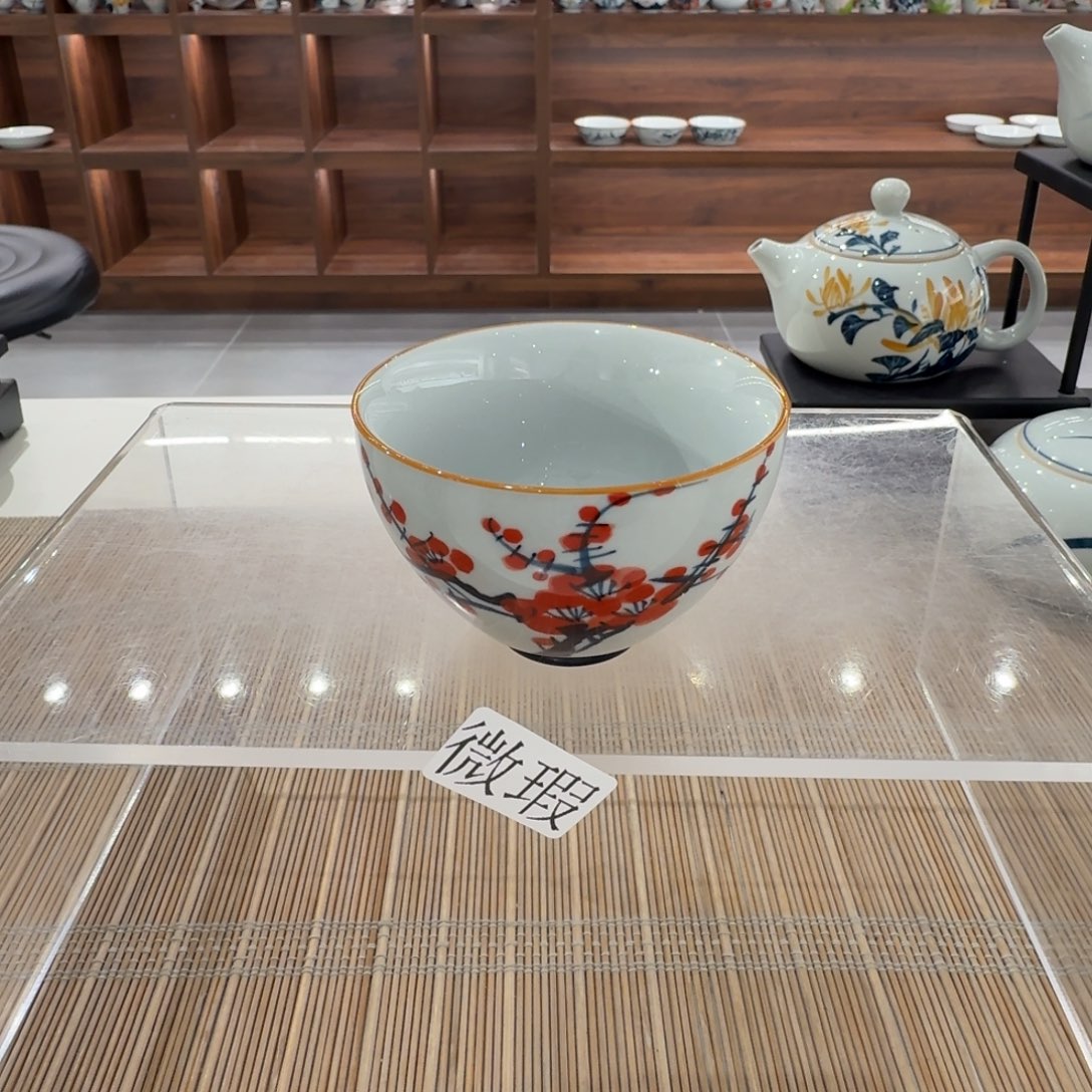 釉下手绘茶具微瑕