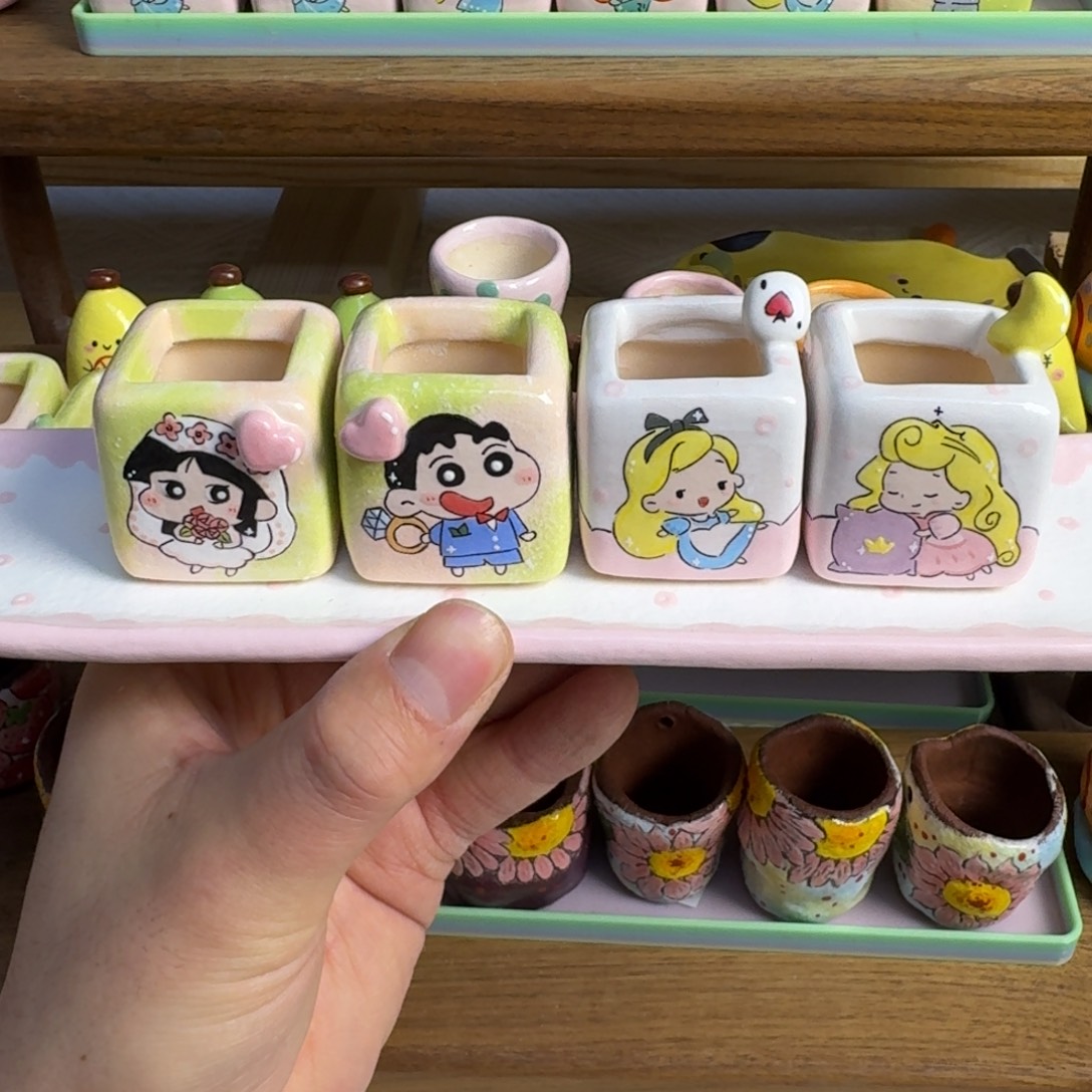 橙***ᐝ橙汁加冰花盆一组。 