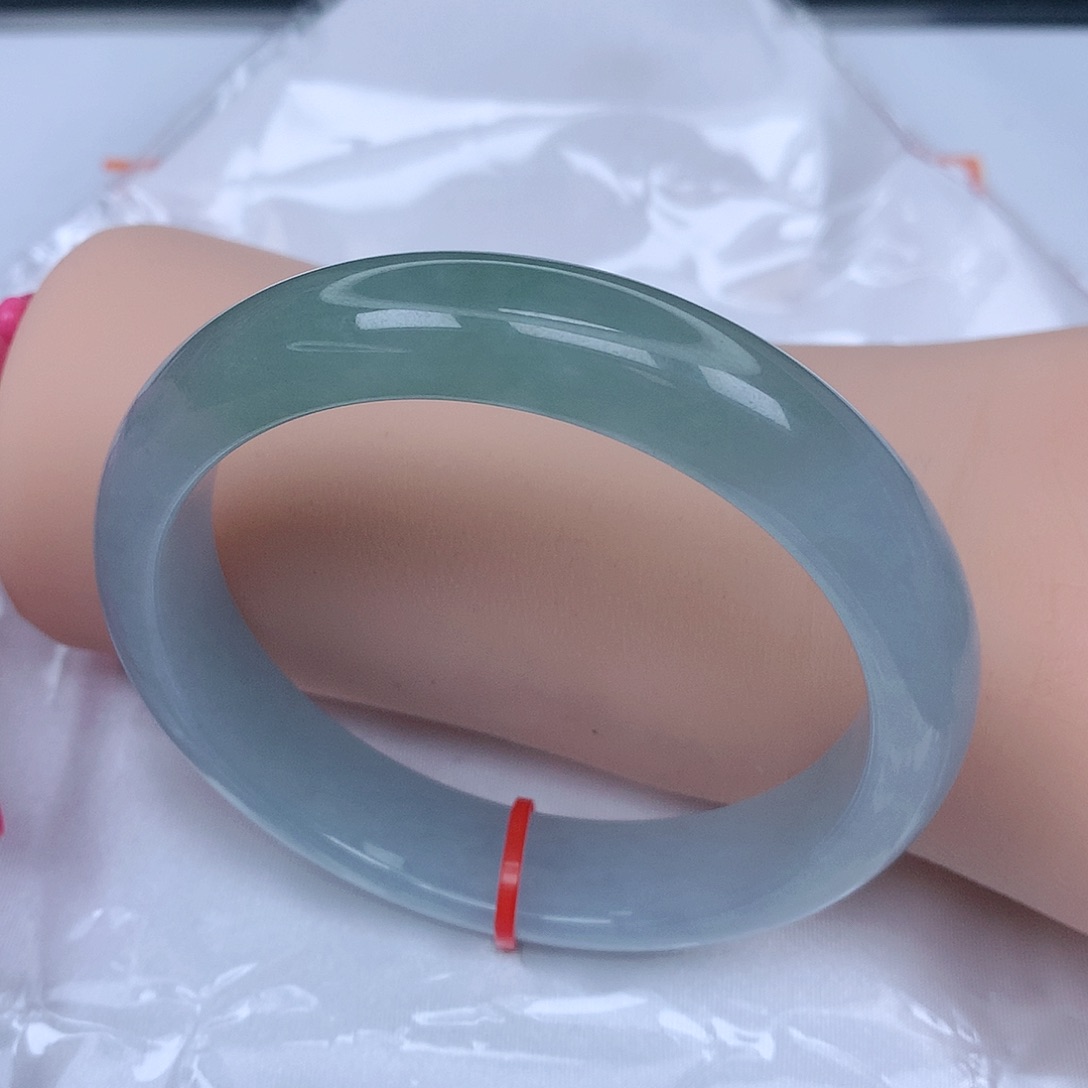 【闪购商品】未镶嵌手镯翡翠，58
