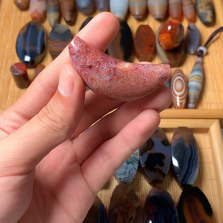 玛瑙/玉髓合金颈饰