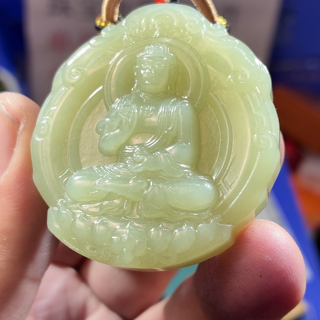 和田玉（糖玉）未镶嵌颈饰