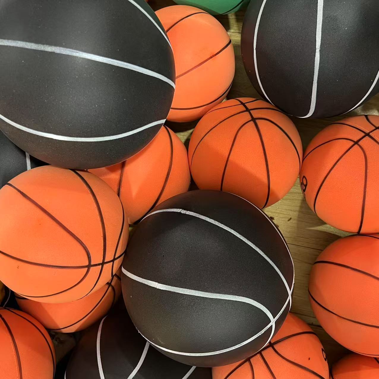 静音球玩具弹力球跳跳球  大号球  款式颜色不挑  微瑕