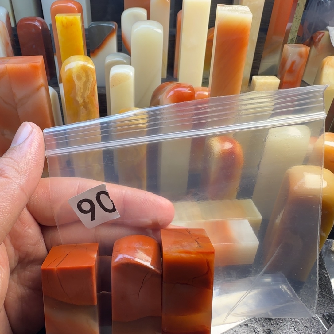 b***t老挝石jhjbnbnnnbnnnmmm