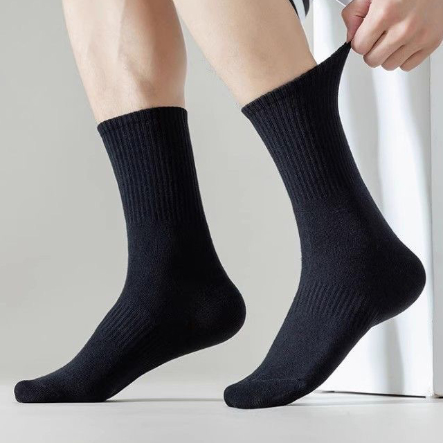 纯棉长中筒袜黑色