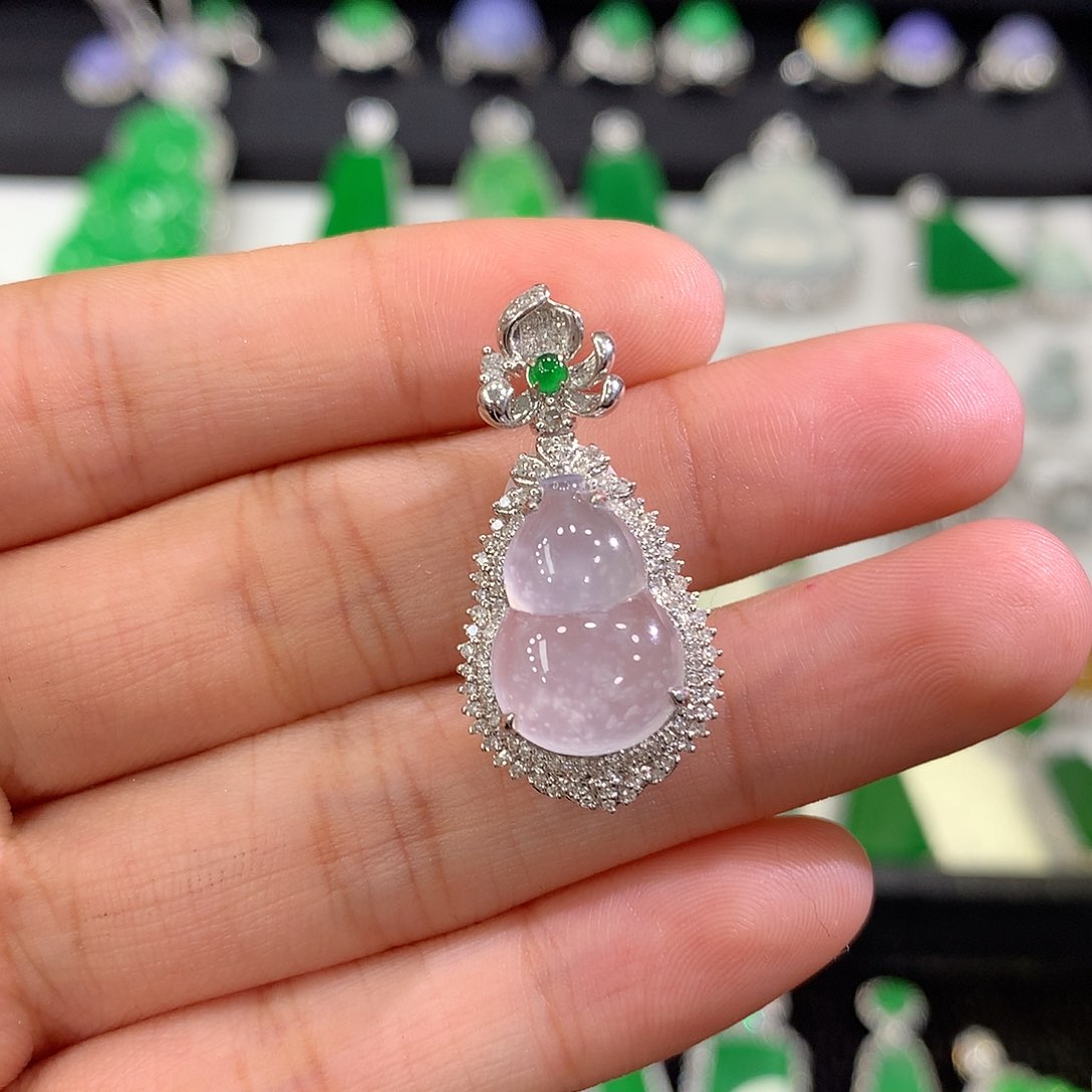 【闪购商品】翡翠吊坠(不含链)18K金镶嵌葫芦