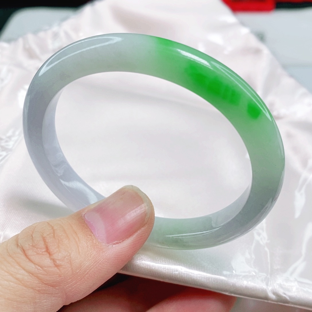 未镶嵌手镯翡翠W****e51贵妃