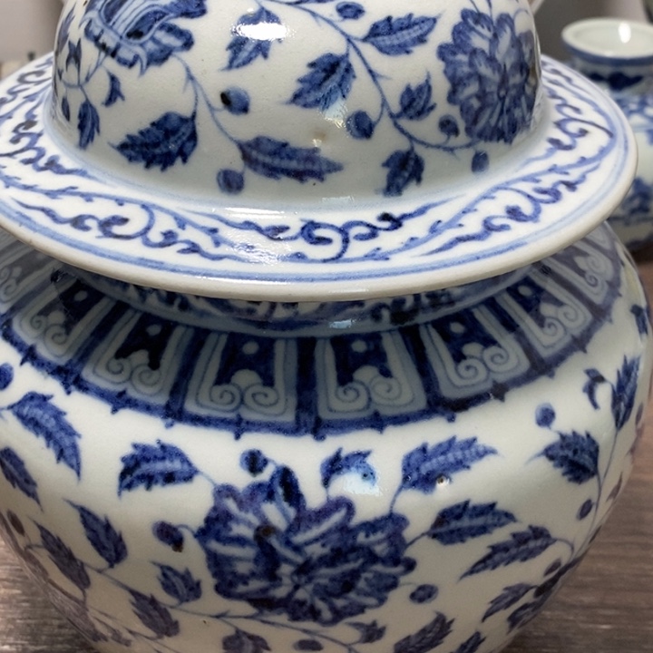 鸿***王陶摆件景德镇陶瓷艺术品