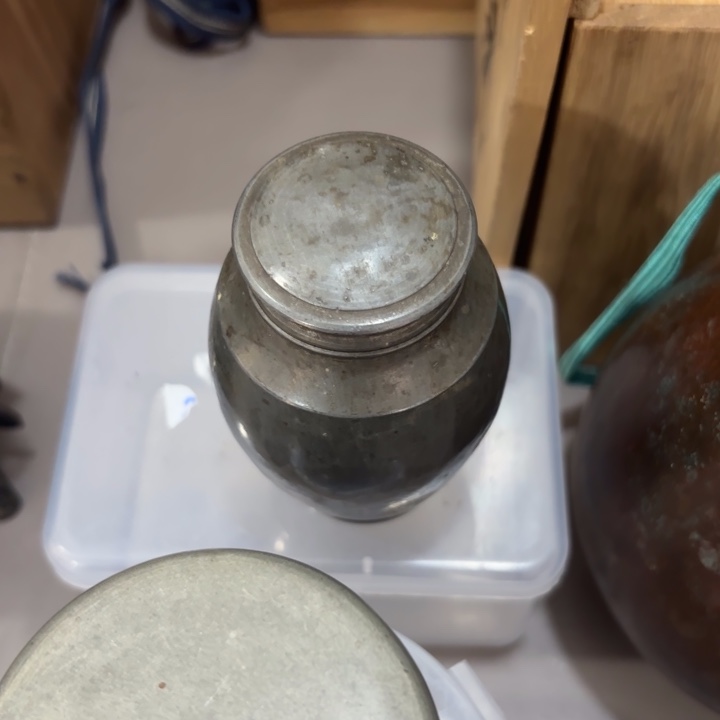 紫砂茶杯衎****罐非常美丽漂亮的物品