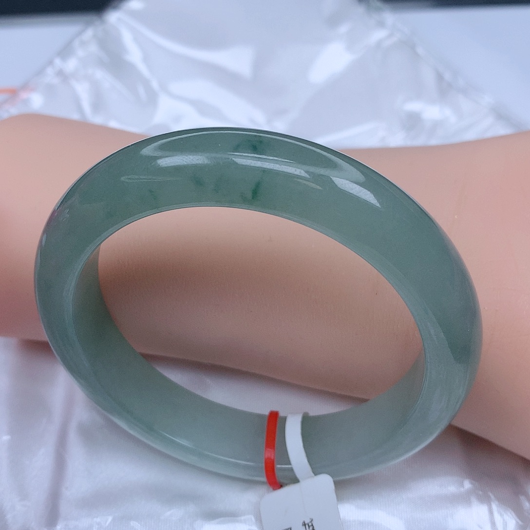 【闪购商品】未镶嵌手镯翡翠，56