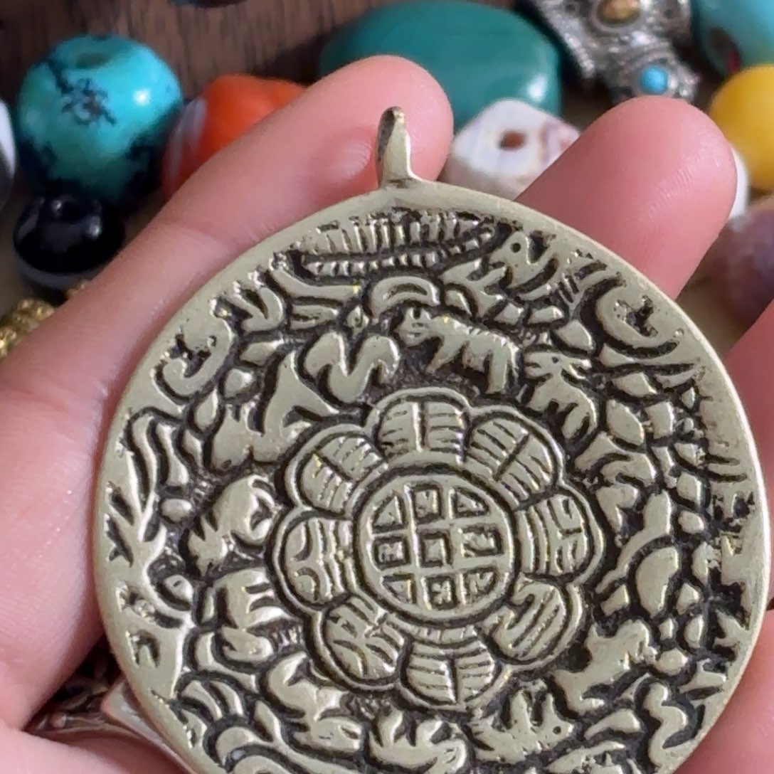 泥塑藏传  九宫八卦牌 白利玛铜 莲花 手刻