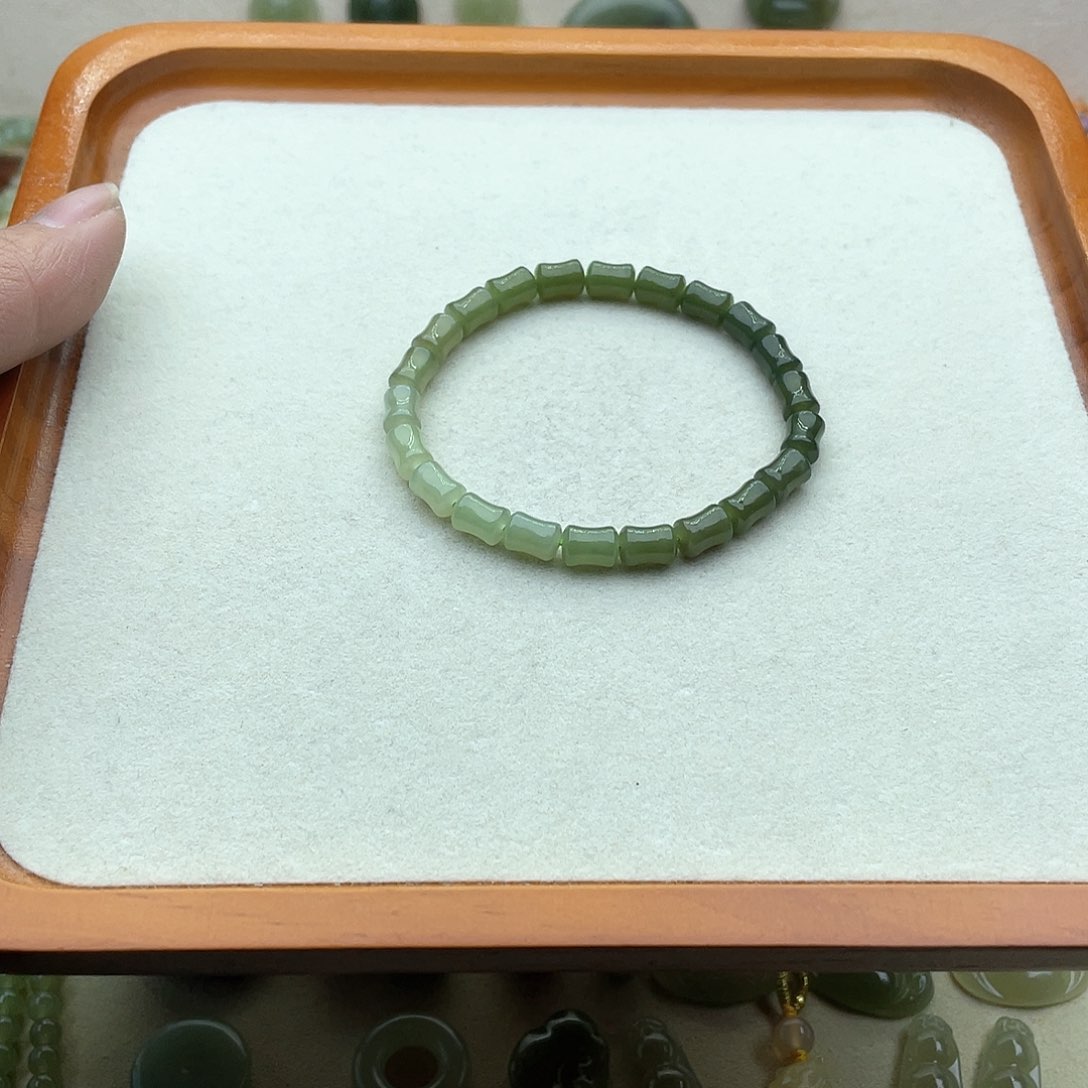 和田玉手链未镶嵌