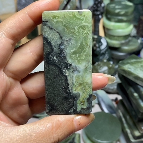 和田玉（糖玉）未镶嵌珠宝半成品终*