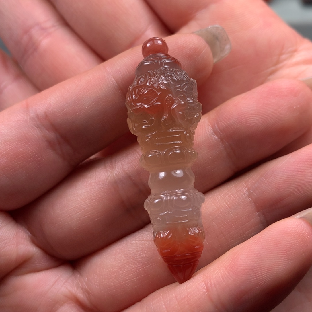 未镶嵌吊坠南红玛瑙