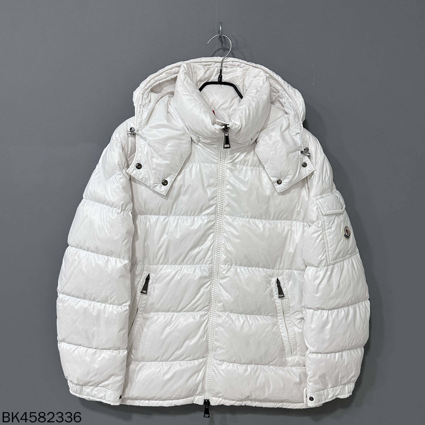 99新 MONCLER 白色maire连帽羽绒服/4码/82336