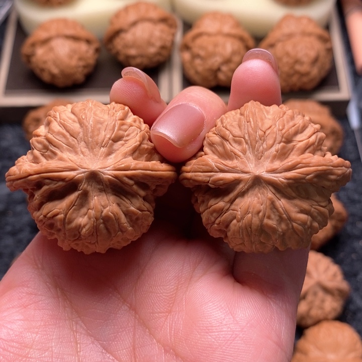 文玩核桃把件毕业大磨盘40