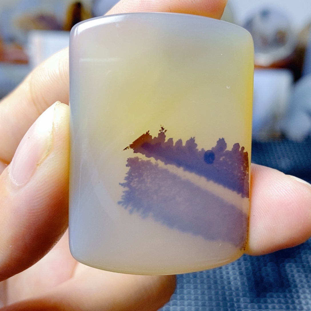 玛瑙/玉髓未镶嵌珠宝奇石