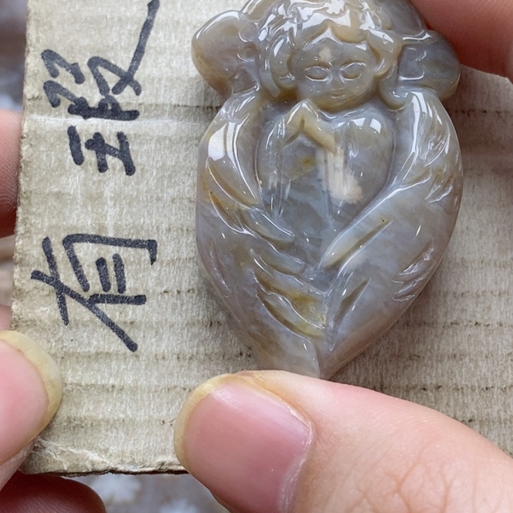 硅化珊瑚（珊瑚玉）颈饰未镶嵌用****8