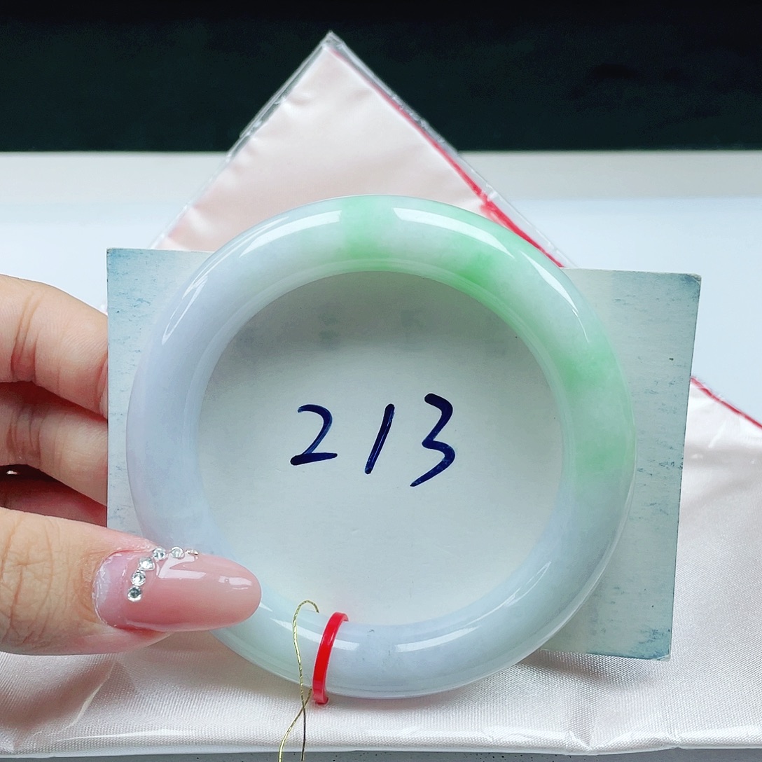 翡翠未镶嵌手镯圆条55+