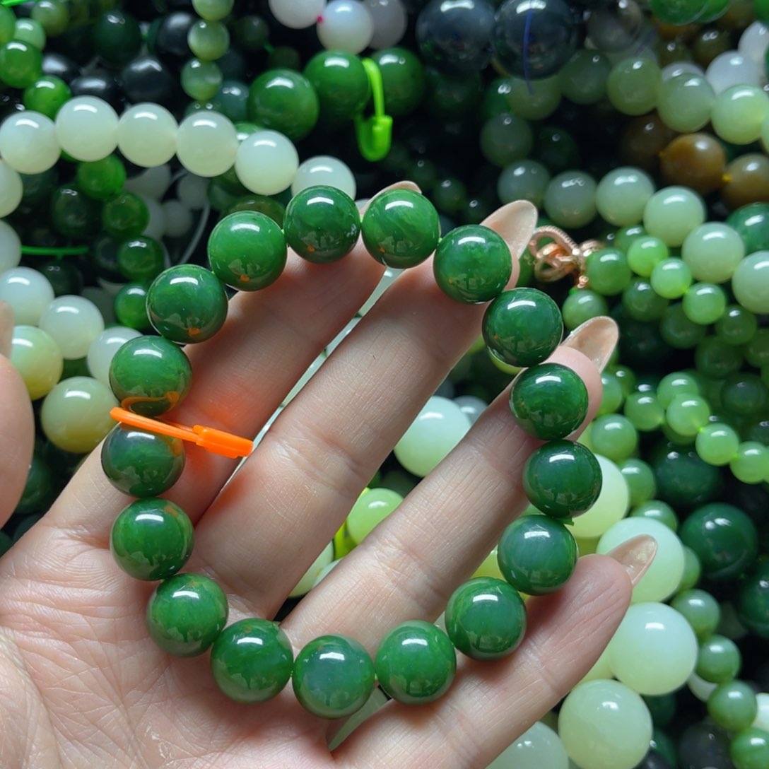 和田玉手串未镶嵌