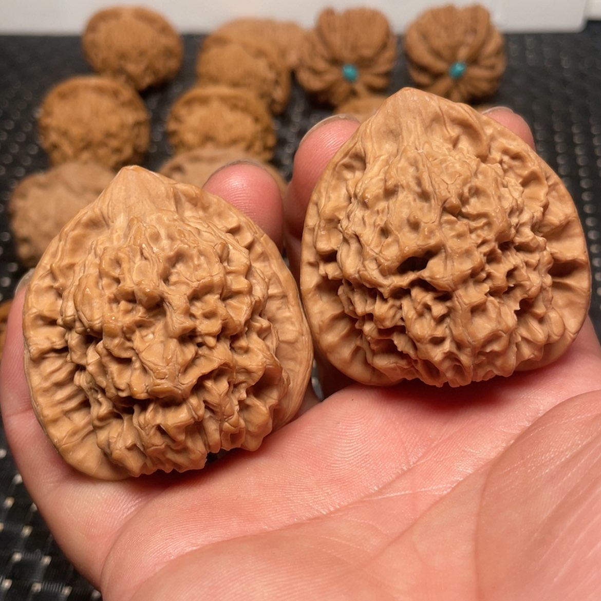 【闪购商品】文玩核桃把件47王勇官帽