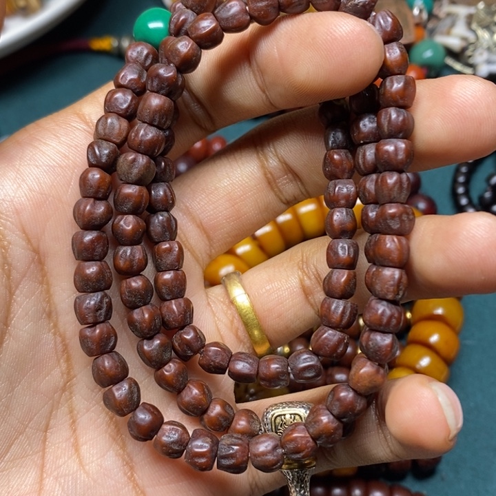 柏香籽/百香籽手串大*