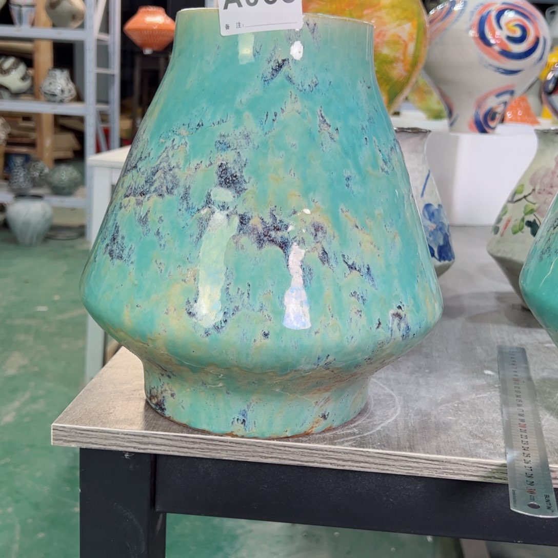 红陶沁**啧口11高27无孔