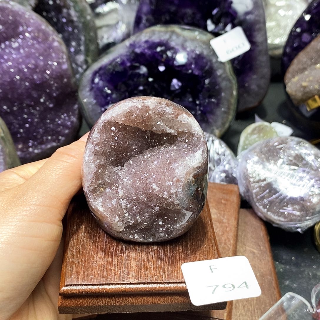 水晶大型摆件（非配饰）未镶嵌