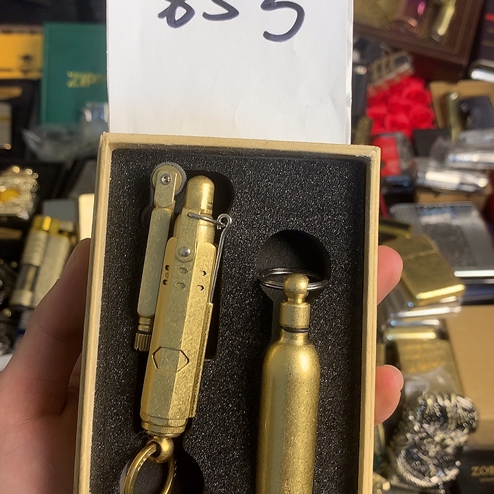 马***)85号异形打火机一套