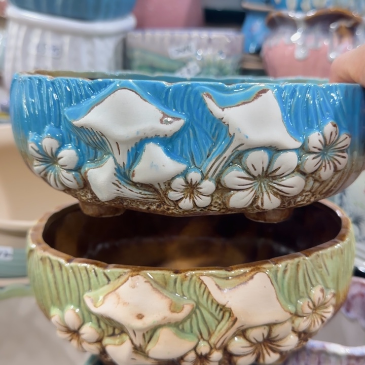 凑9块包邮，有孔，陶瓷花盆