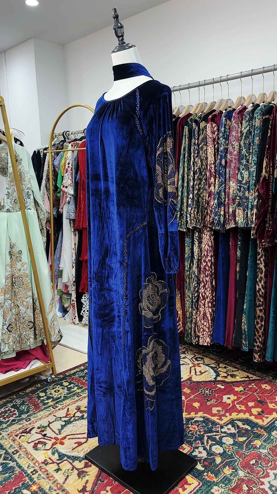 RT-9510-宝蓝色-春秋新款重工烫钻气质修身韩国绒大长款连衣裙