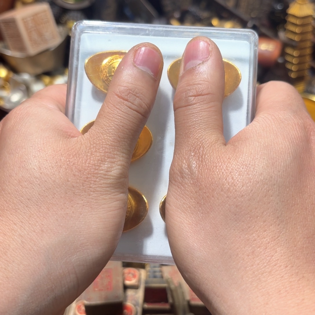 摆件收收藏藏铜器