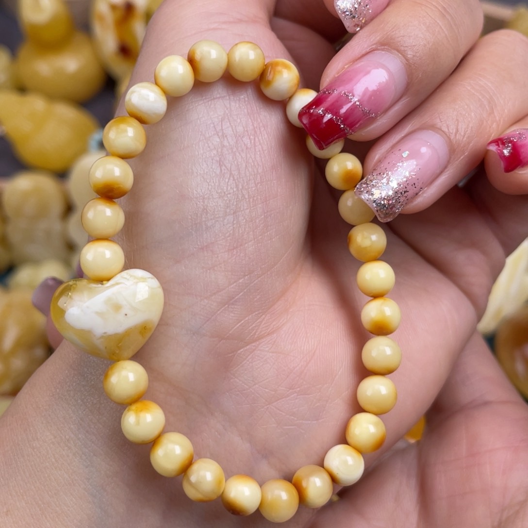 琥珀裸石未镶嵌蜜蜡