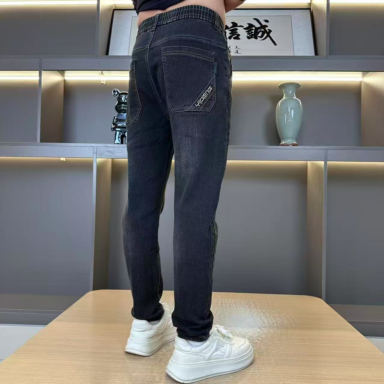2281潮款款休闲牛仔裤男士弹力直筒时尚百搭休闲裤