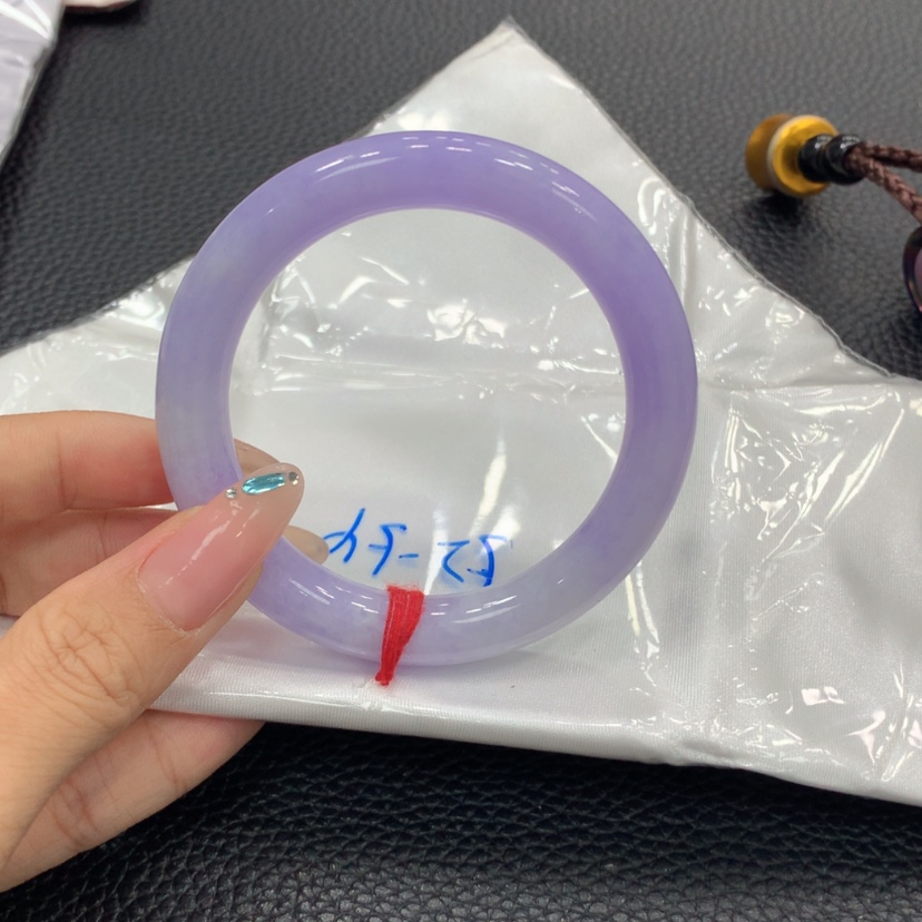 【闪购商品】翡翠手镯未镶嵌小**崽翡翠