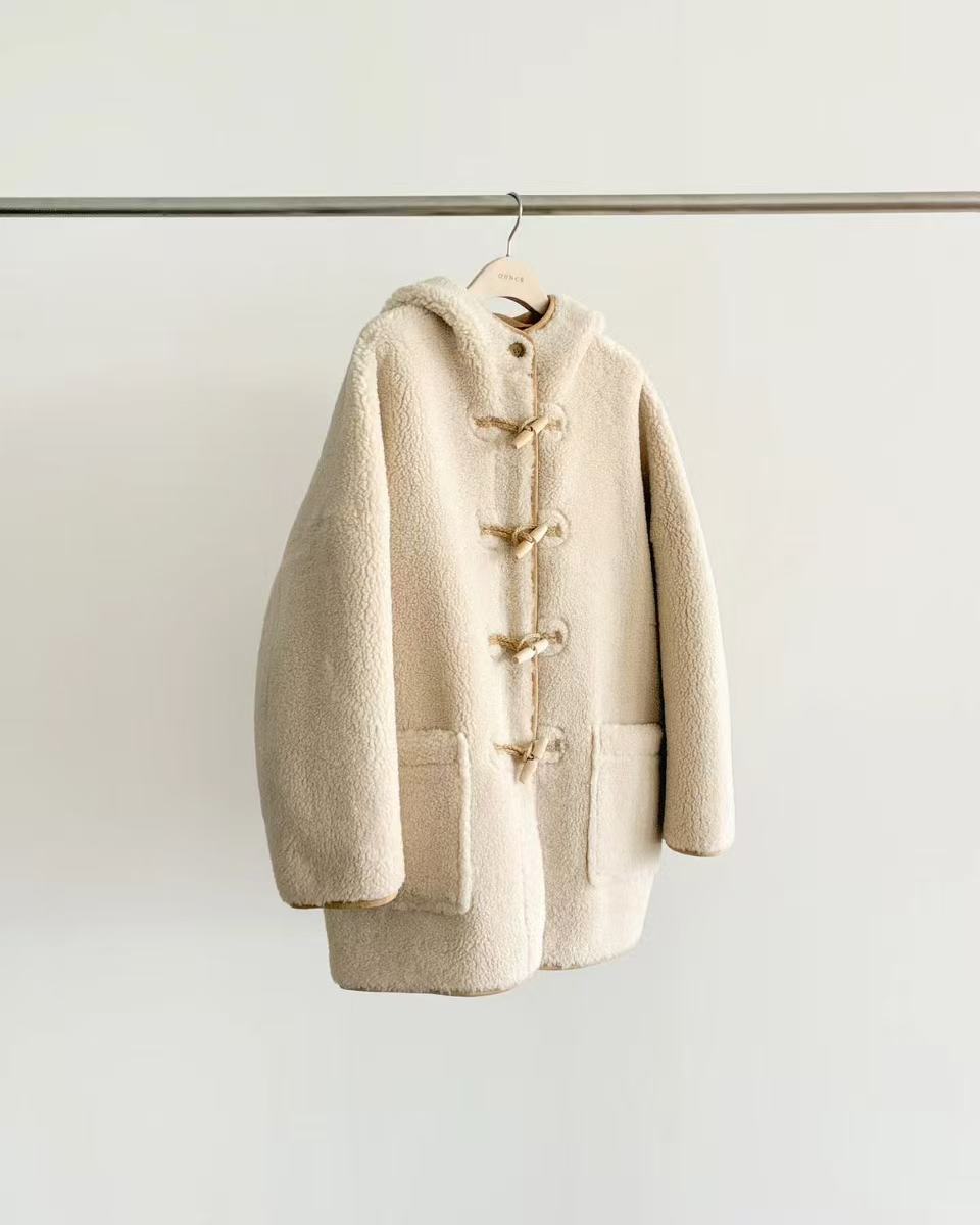 【小晴】东大门OUNC家韩系减龄牛角扣羊羔毛外套 NO退换!!!