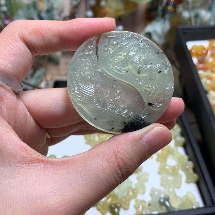 岫玉颈饰未镶嵌项链