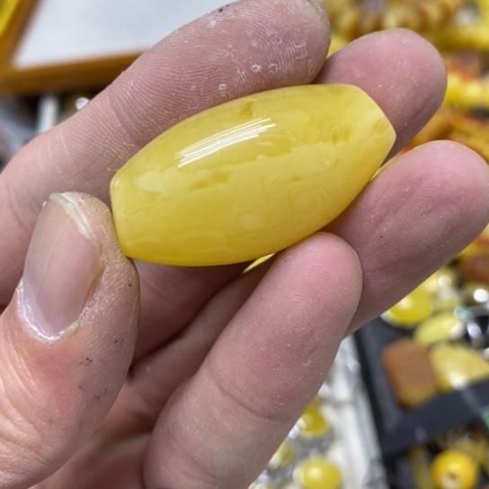 蜜蜡裸石未镶嵌吊坠