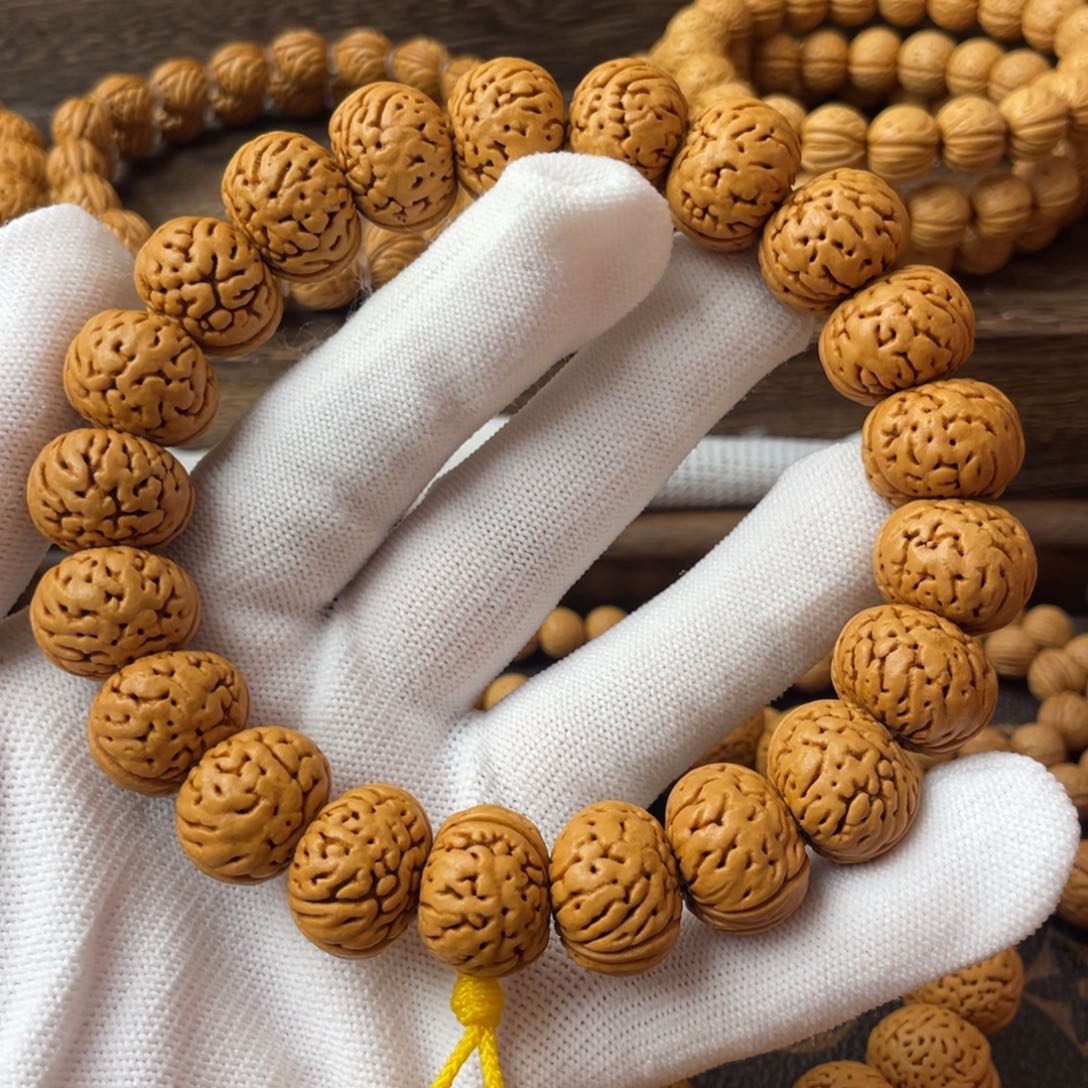 吊坠桃核树王纽扣