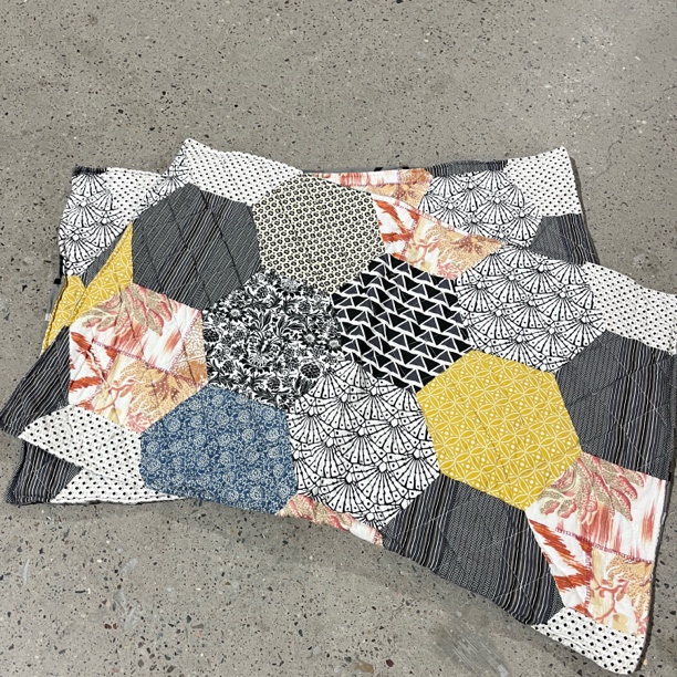 《小银》14号约48*74六边形款全棉绗缝加厚枕套发一对