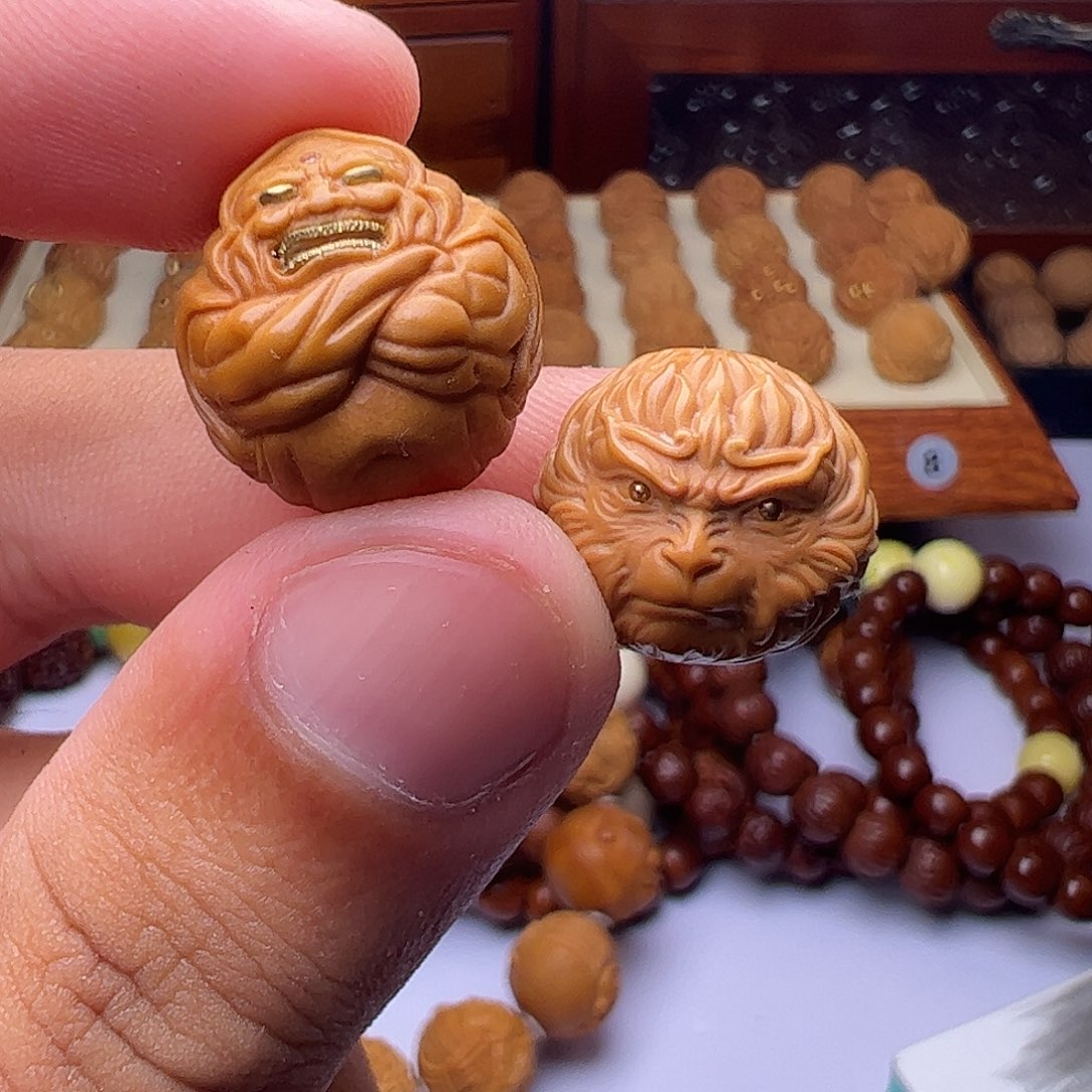 吊坠猴头核桃瑕疵两个无售后