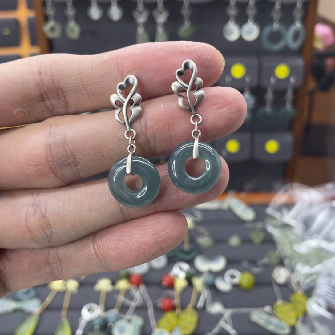 翡翠耳饰银S925镶嵌如**水