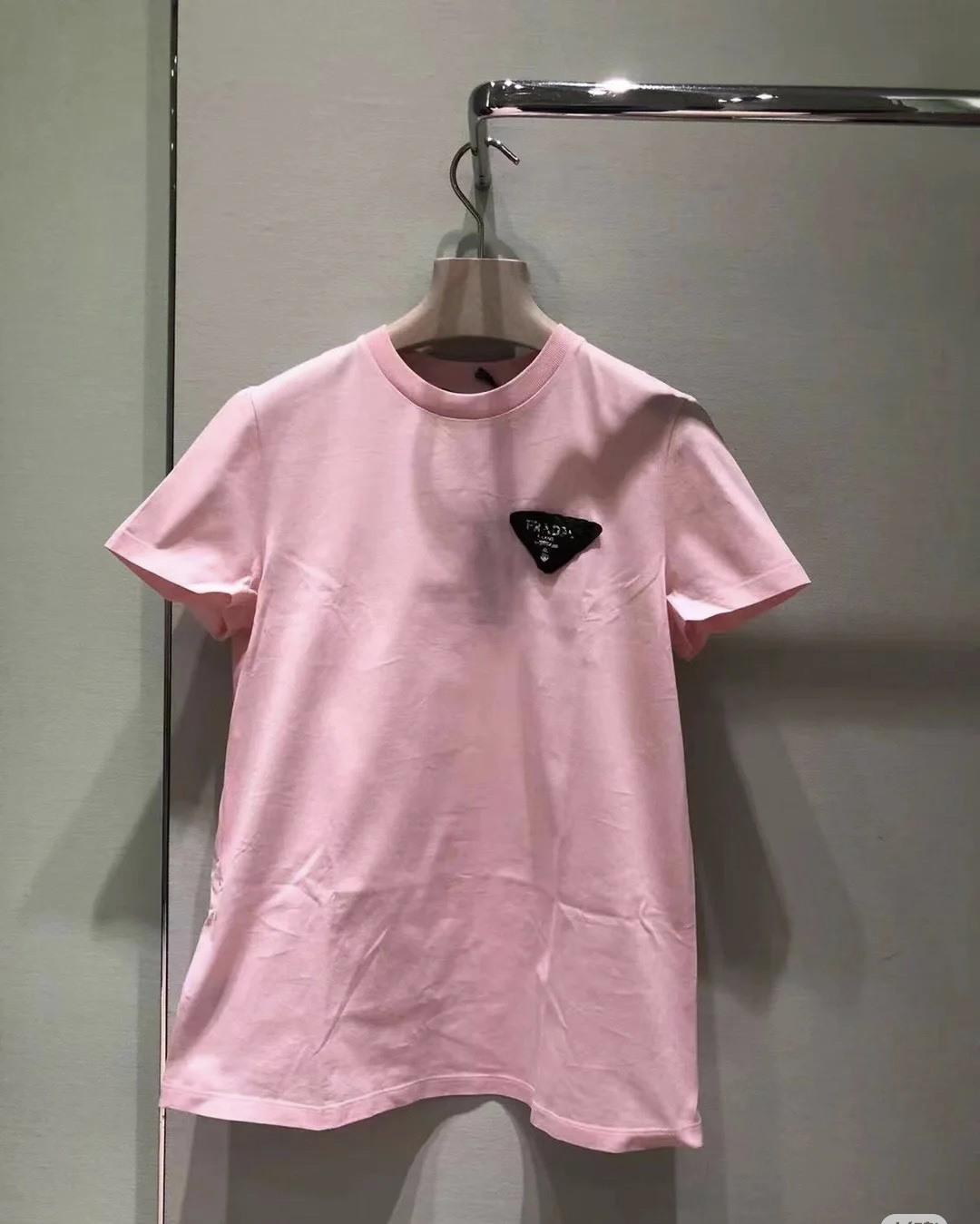 95新 Prada/普拉达 CZF0246/圆领宽松短袖/尺码Xs