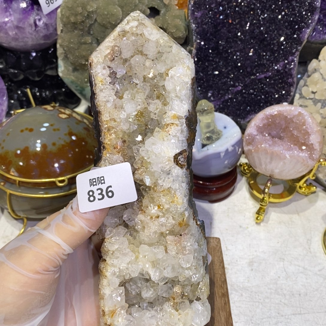 未镶嵌大型摆件（非配饰）水晶