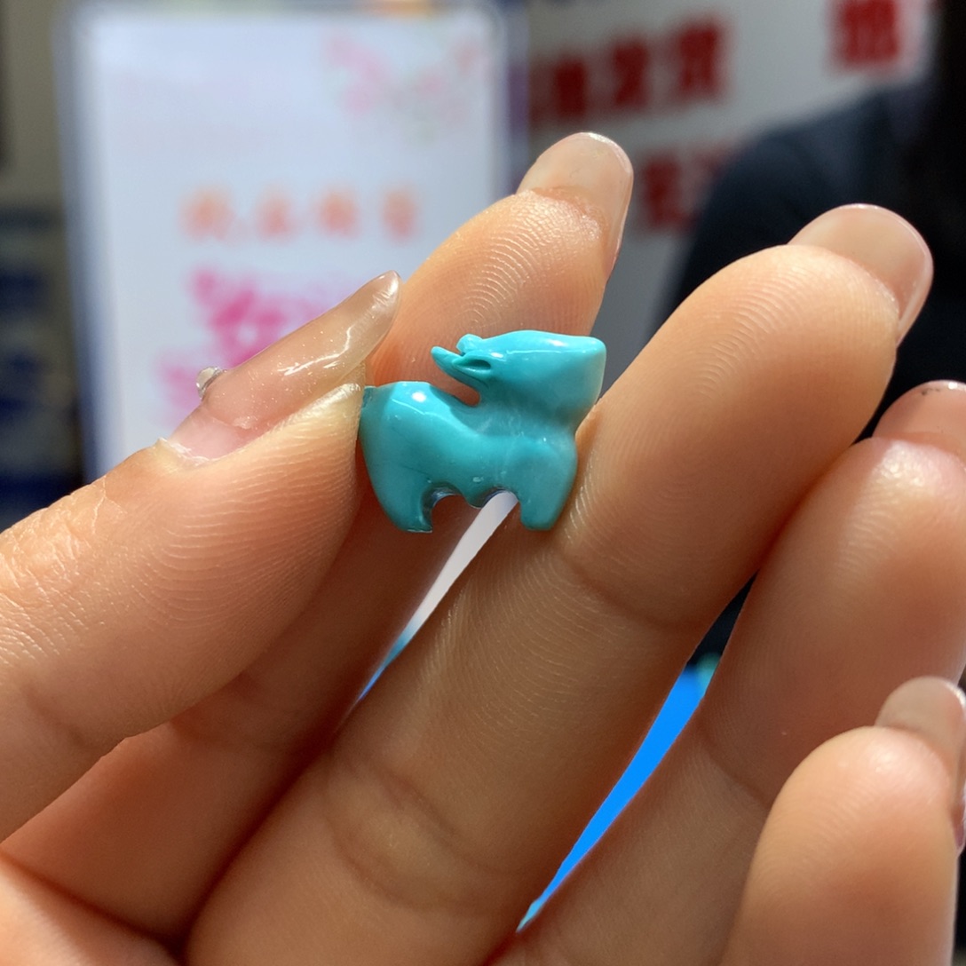 绿松石配饰未镶嵌