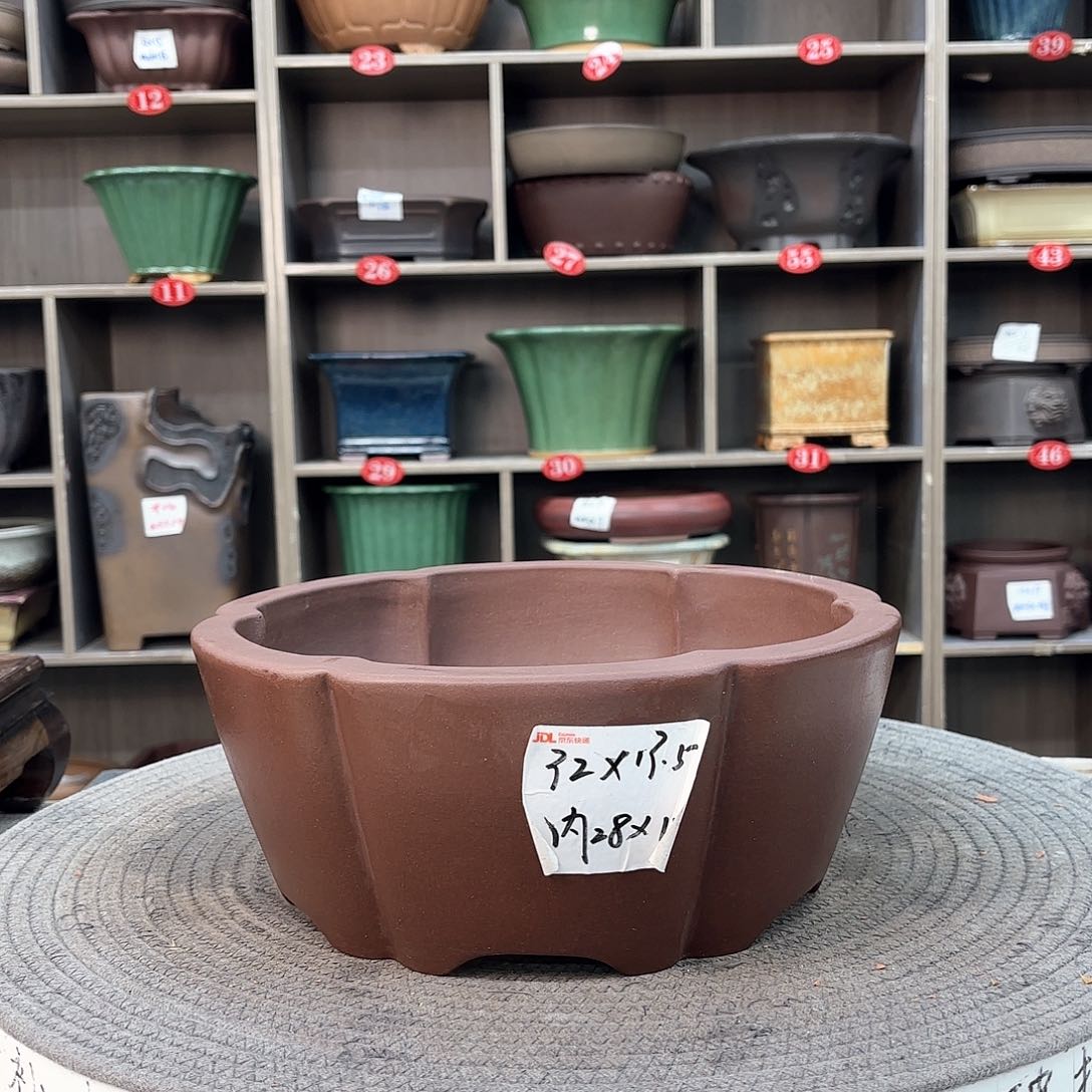 紫砂花盆紫砂的颜色很好看