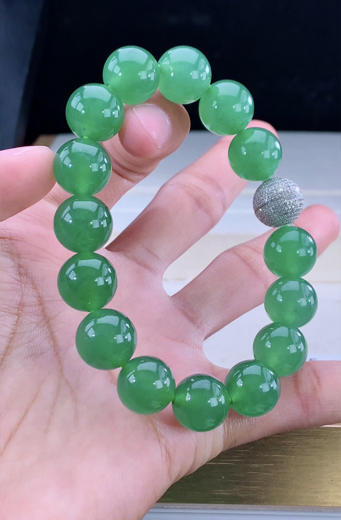 高冰玻起杠光|秋冬必备款有种有色缅甸天然翡翠A货高品质冰绿手串