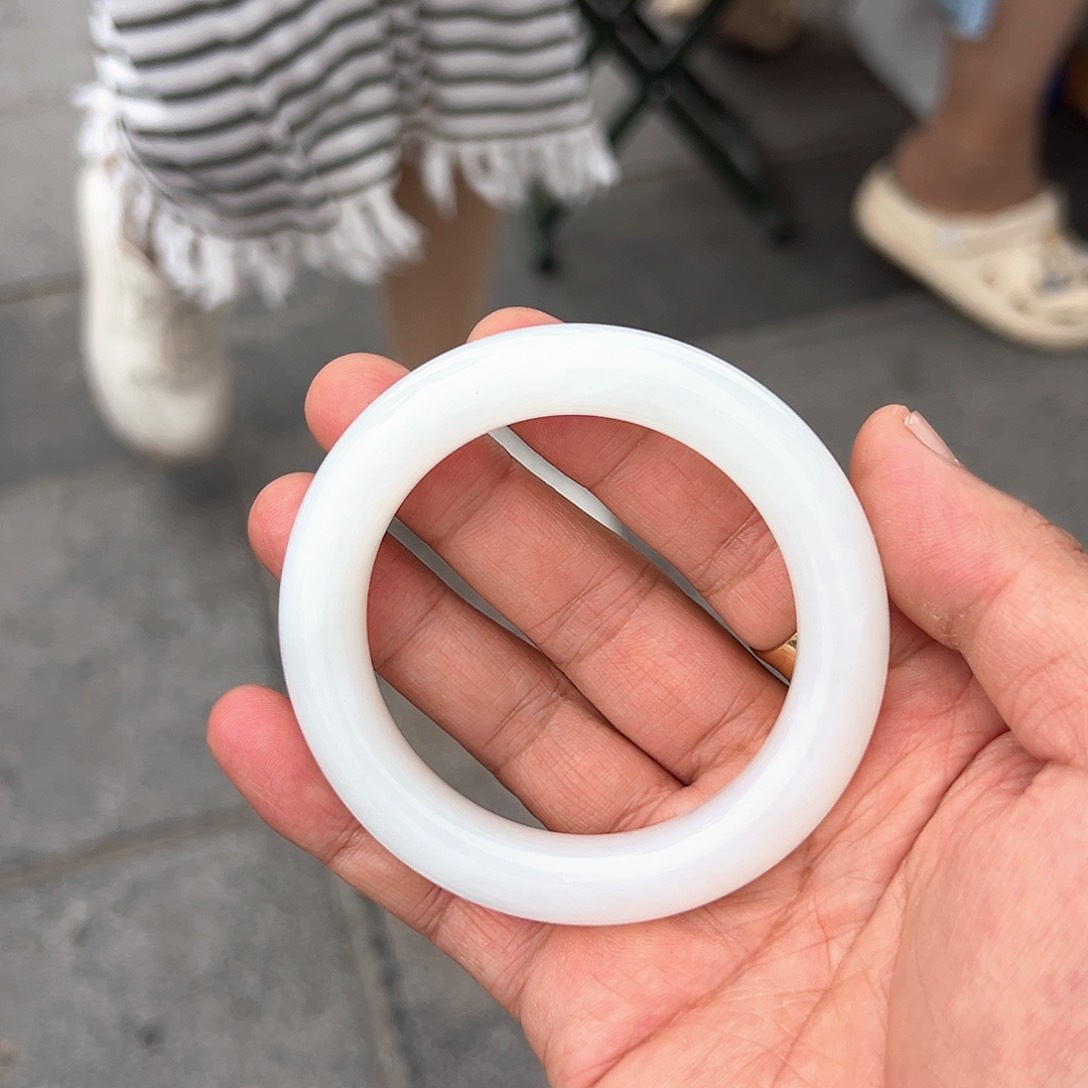 和田玉手镯未镶嵌老坑种俄芭莎料