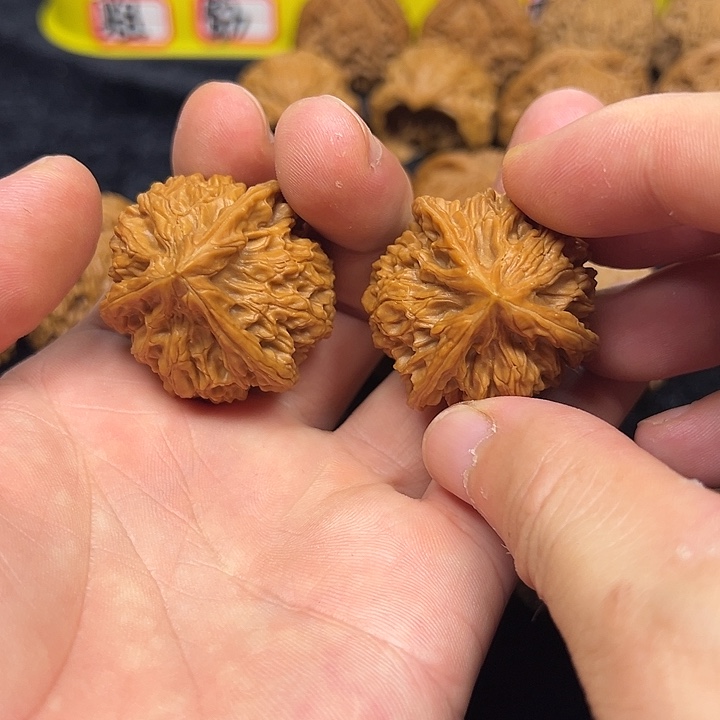 文玩核桃把件Zxcvbnm38