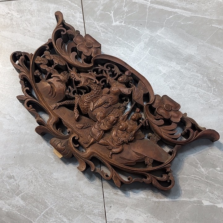 木高*次木雕艺术品的制作